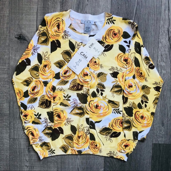 🆕CAbi Rose Yellow Print Snap Crop Cardigan 3/4 Sl - Picture 2 of 7